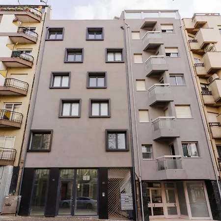 アパート Spacious And Modern Flat With Ac 1 Min From Metro *