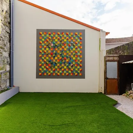 Spacious And Modern Flat With Ac 1 Min From Metro * Oporto