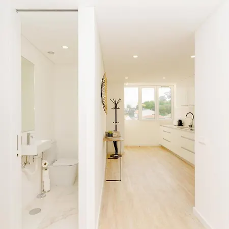 Spacious And Modern Flat With Ac 1 Min From Metro