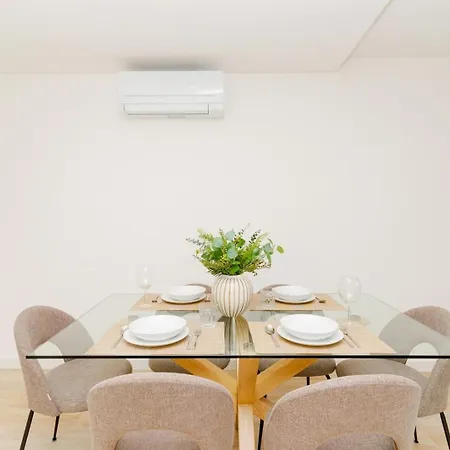 Spacious And Modern Flat With Ac 1 Min From Metro *