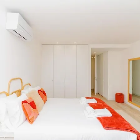Spacious And Modern Flat With Ac 1 Min From Metro Apartman Porto