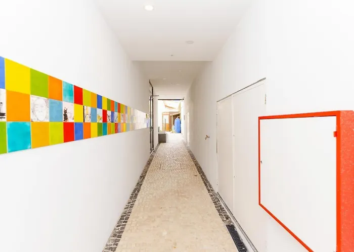 Spacious And Modern Flat With Ac 1 Min From Metro Apartment Porto