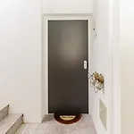 Spacious And Modern Flat With Ac 1 Min From Metro * 波尔图