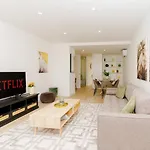 公寓 Spacious And Modern Flat With Ac 1 Min From Metro